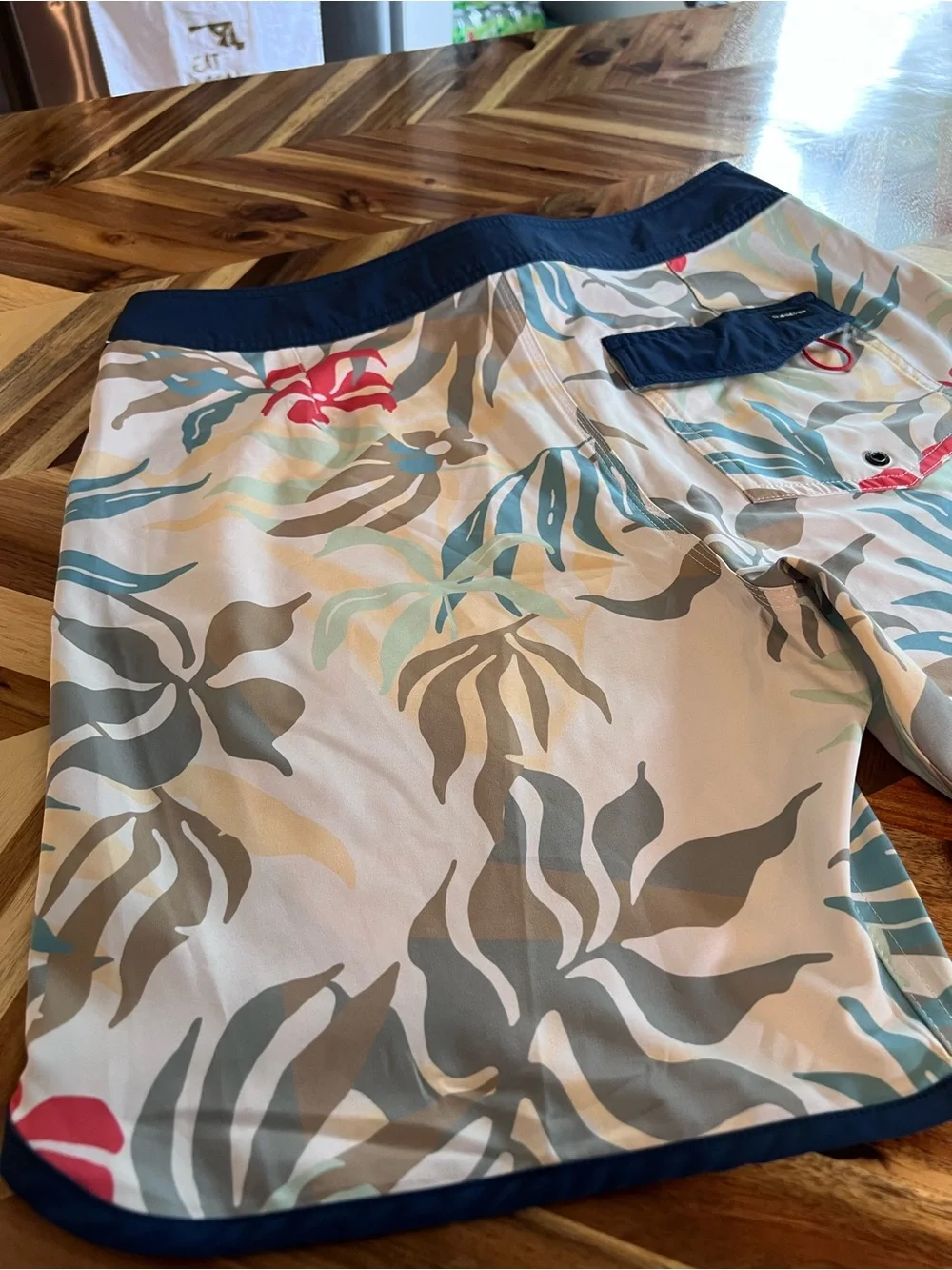 Quiksilver Men's 33 Scallop Fit 19